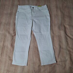 Cropped White Capris George Size 14 Jean Style Zippered Slim Fit Stretchy